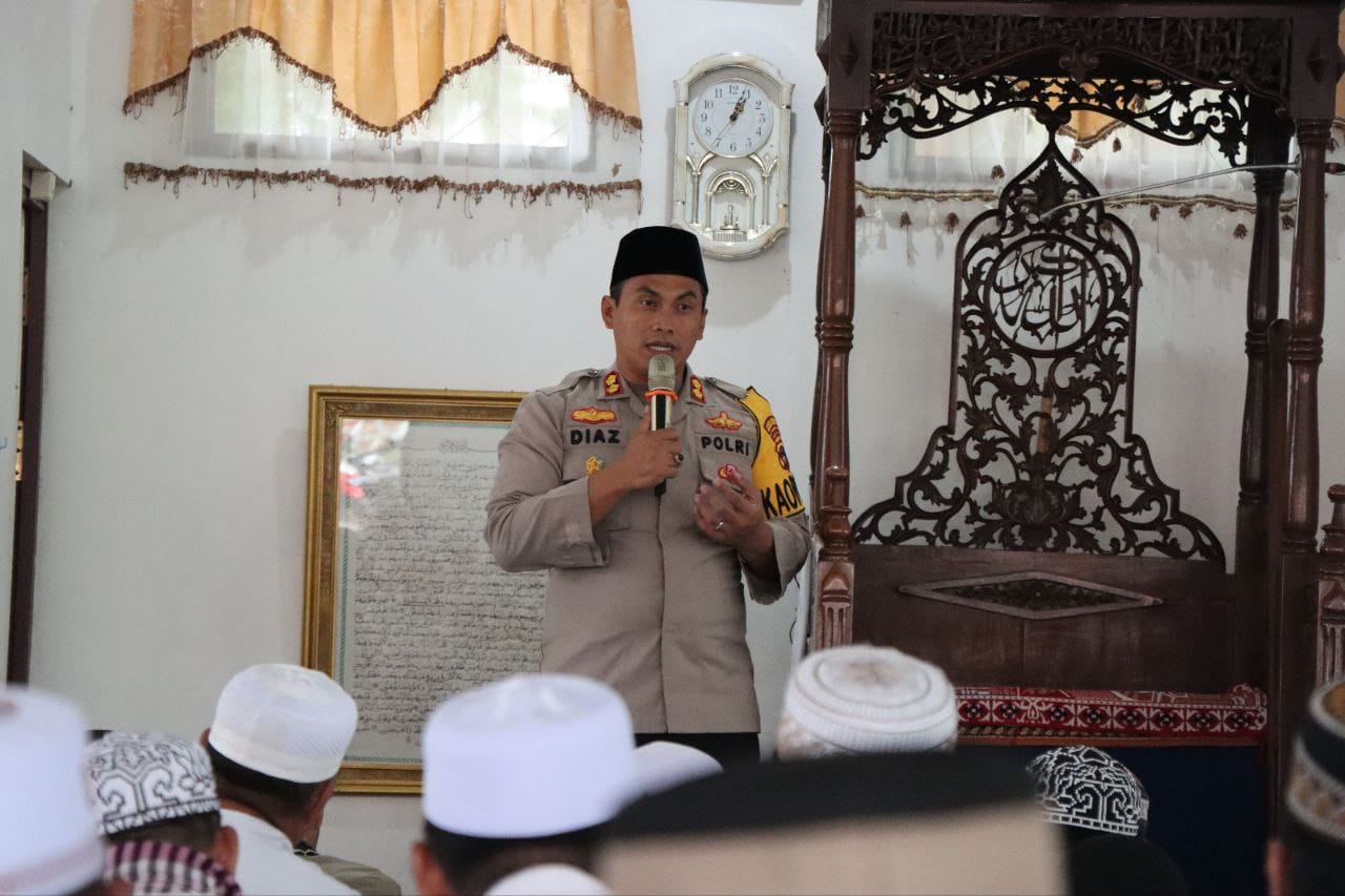 Kapolres Batola Melaksanakan Kegiatan Pembinaan Masyarakat Ukhuwah Harkamtibmas Polres Batola