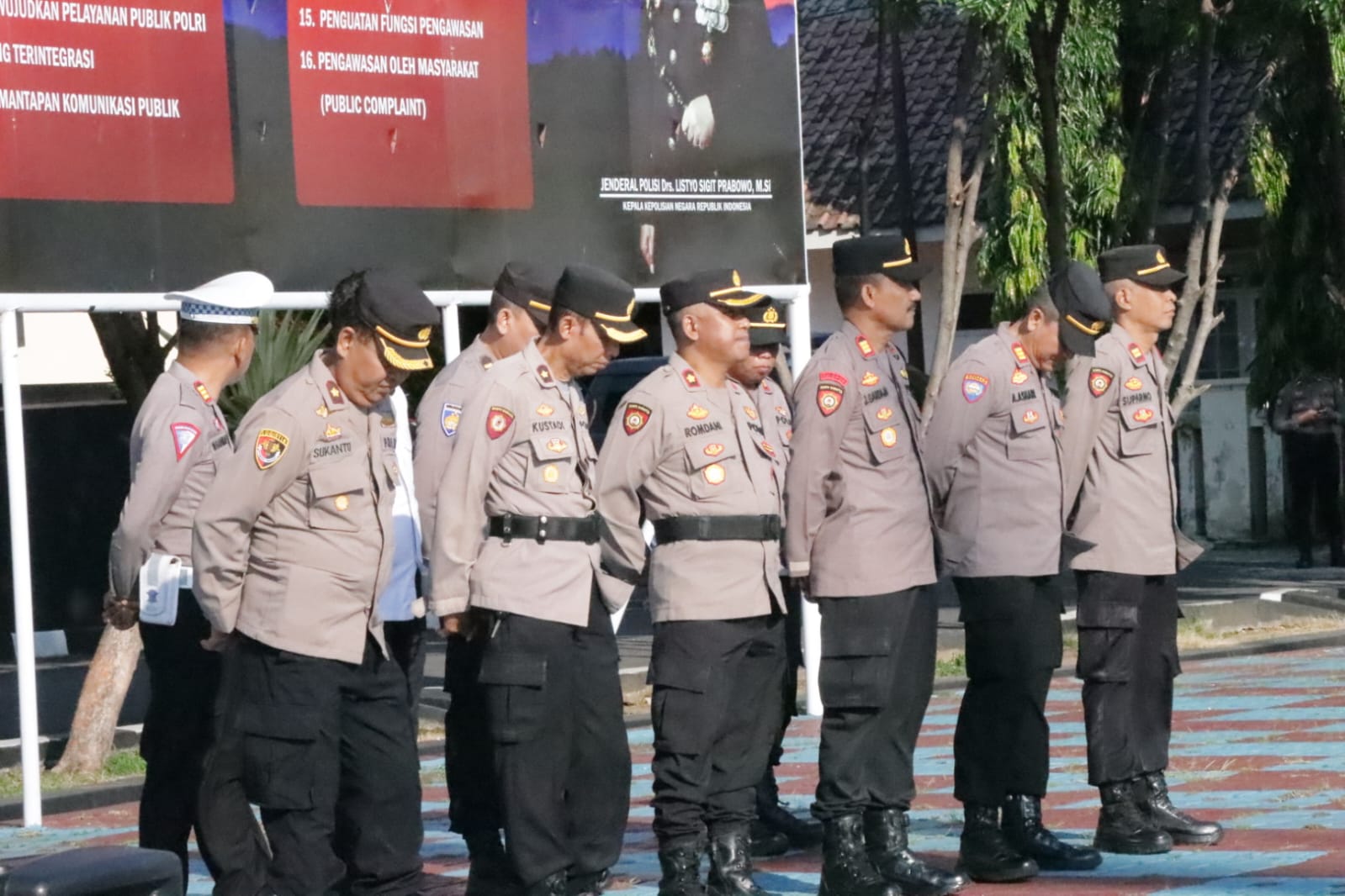 Mewakili Kapolres Majalengka, Kabag Ren Pimpin Apel Pagi, Mengajak Personil Menjaga Kekompakan