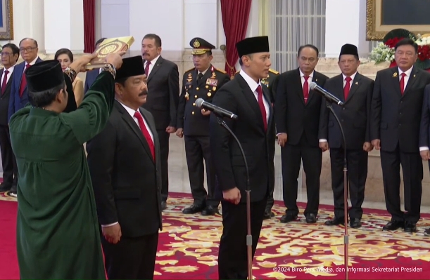 Presiden Jokowi Resmi Lantik AHY dan Hadi Tjahjanto Jadi Menteri ATR dan Menko Polhukam