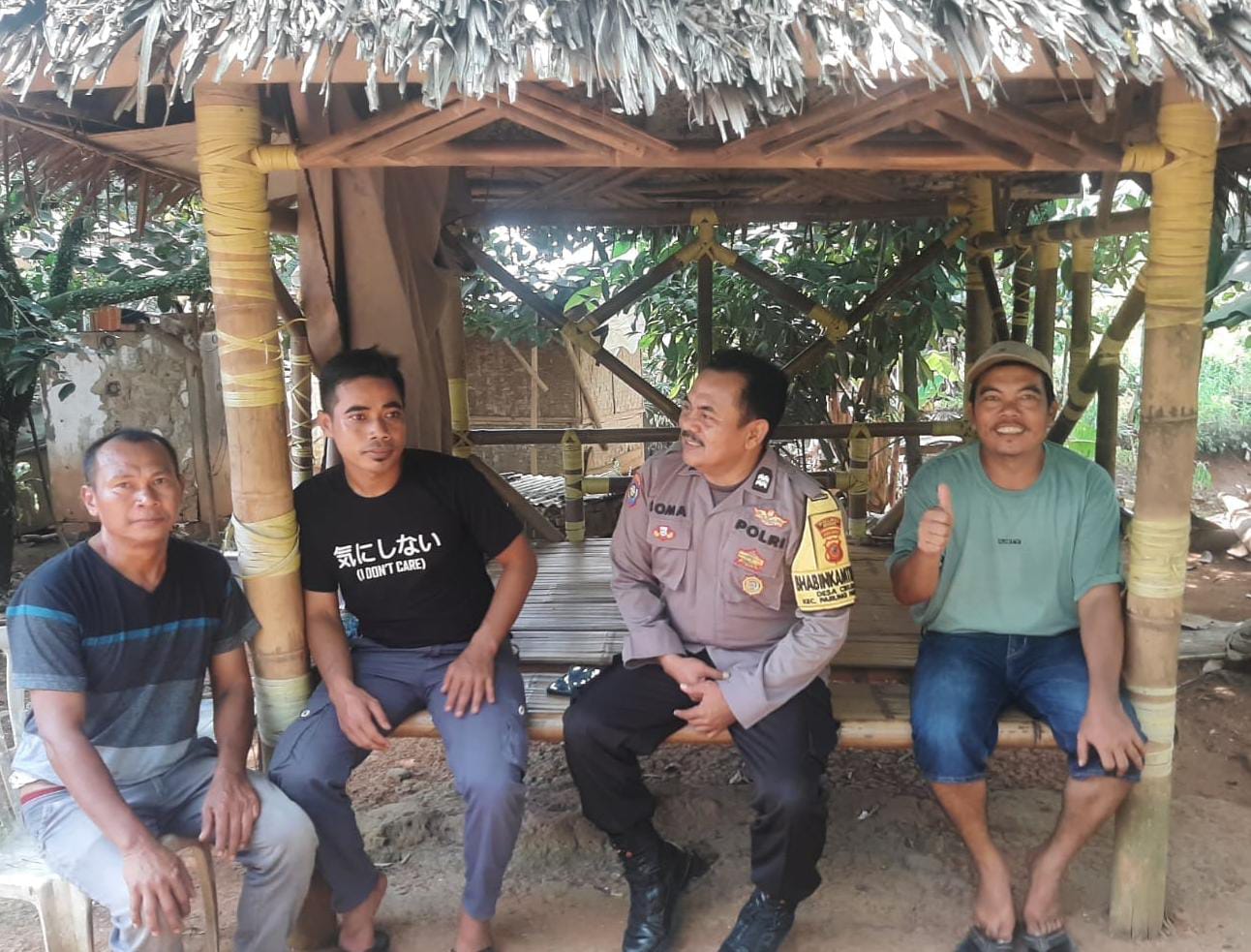 Bhabinkamtibmas Wilayah Hukum Polsek Parungpanjang Giat Cooling Sistem Parroli Sambang Beri Himbauan Ajak Jaga Dibulan Suci Ramadhan 1446 H