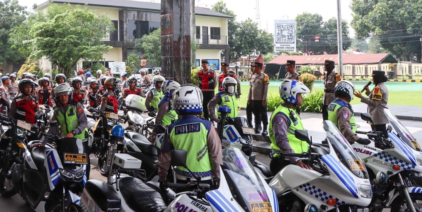 Polresta Cirebon Gelar Apel Kesiapan Tim Motoris Ops Ketupat Lodaya 2025