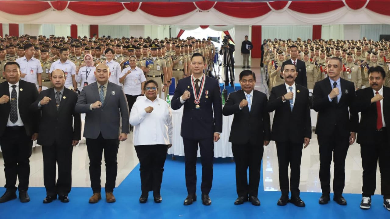 IPDN Teguhkan Komitmen Kepemimpinan Melalui Studium Generale Bersama Menko AHY