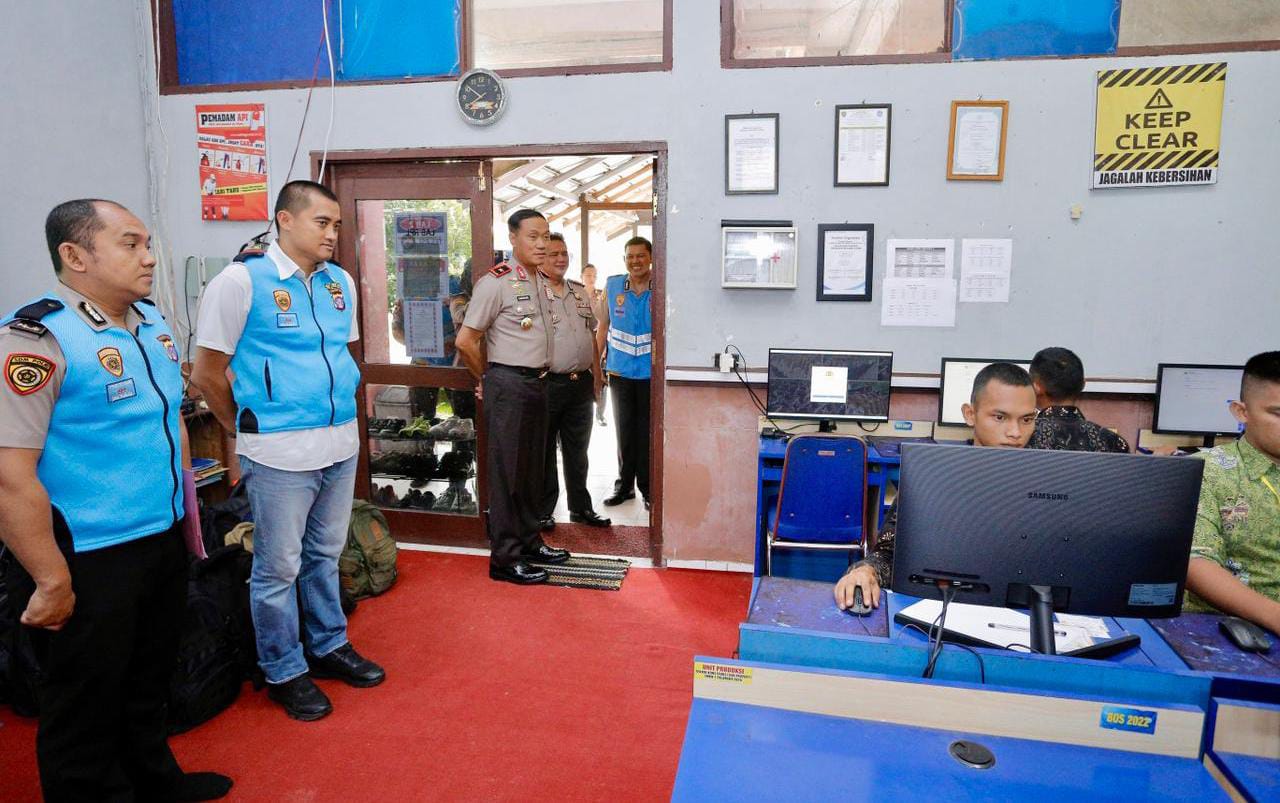 198 Peserta Seleksi Penerimaan Bintara Brimob Polri Ikuti Tes CAT Psikologi di Polda Kalteng