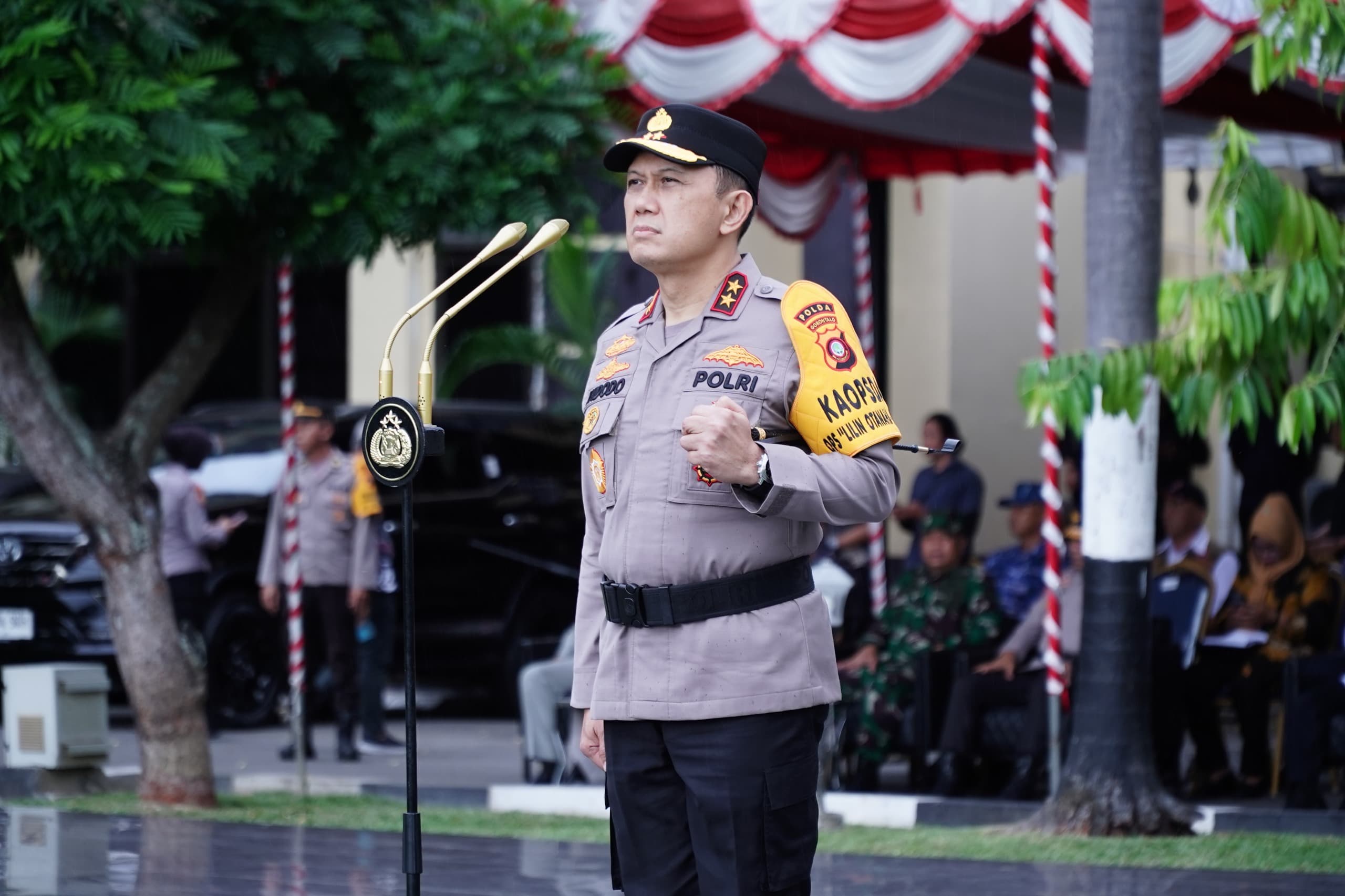 Siap Amankan Perayaan Natal dan Tahun Baru, Kapolda Gorontalo Pimpin Apel Gelar Pasukan Operasi Lilin Otanaha 2025