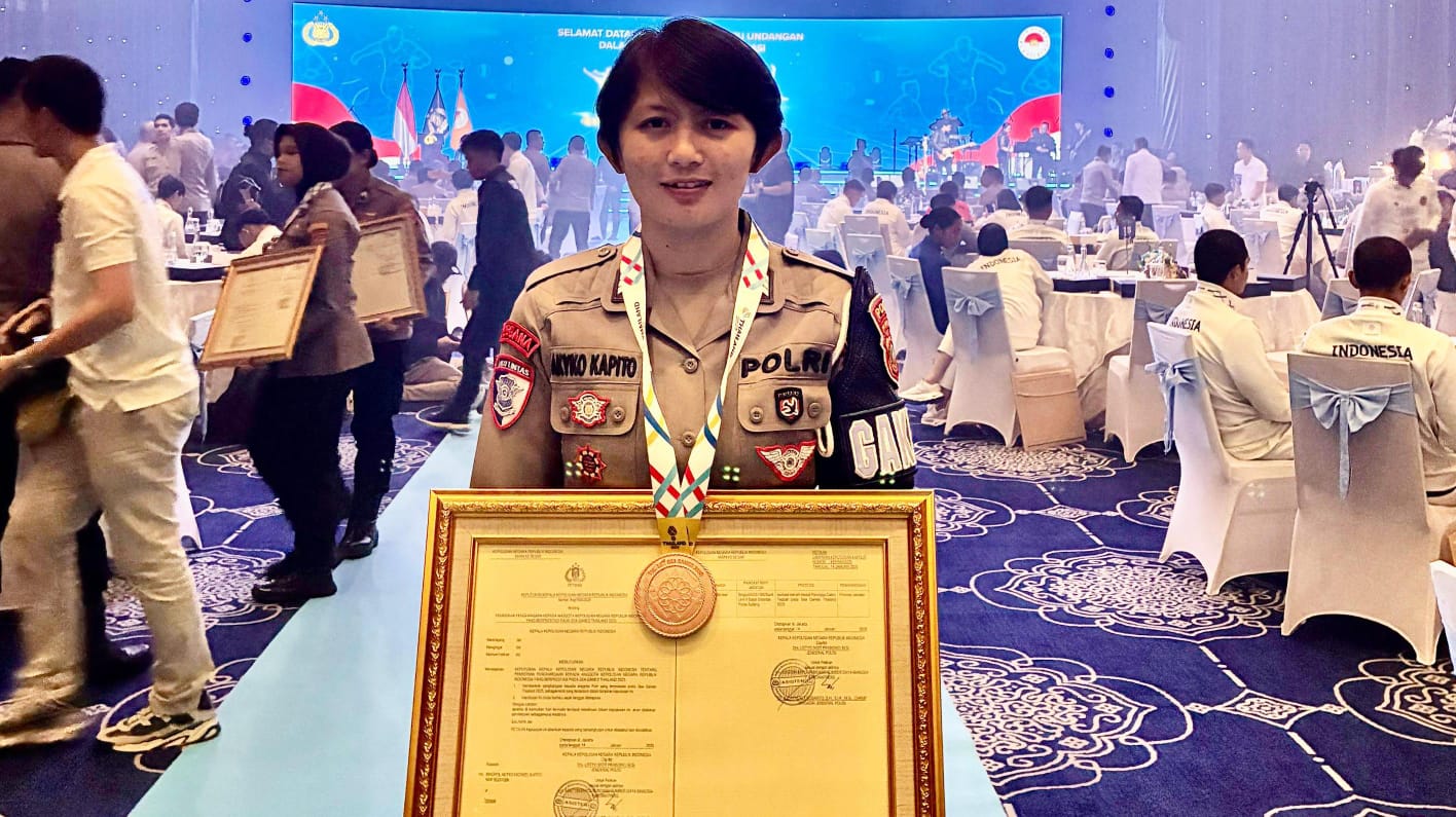Raih Perunggu di Sea Games 2025 Thailand, Brigpol Akyko Kapito Terima Penghargaan dari Kapolri