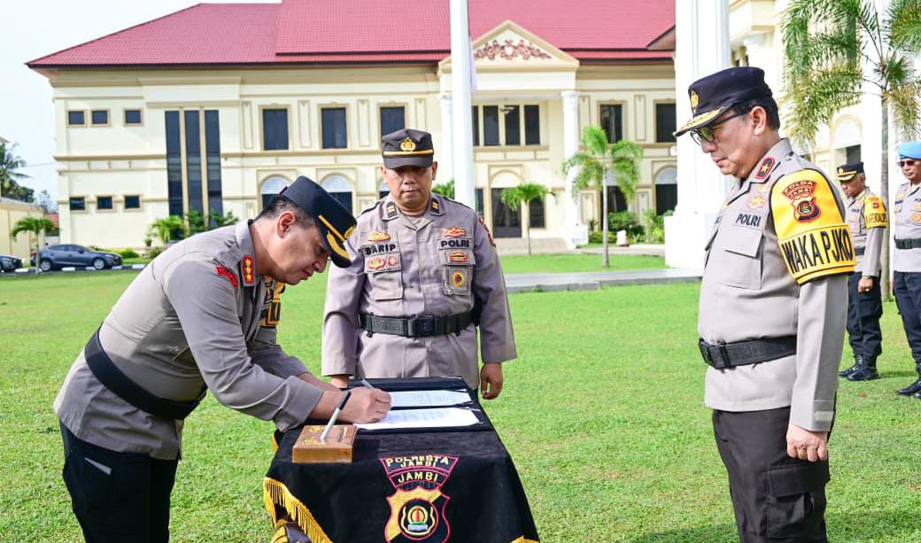 Perkuat Pelayanan dan Respons Cepat 110, Biro Logistik Serahkan Kendaraan Dinas Pamapta kepada Polresta Jambi