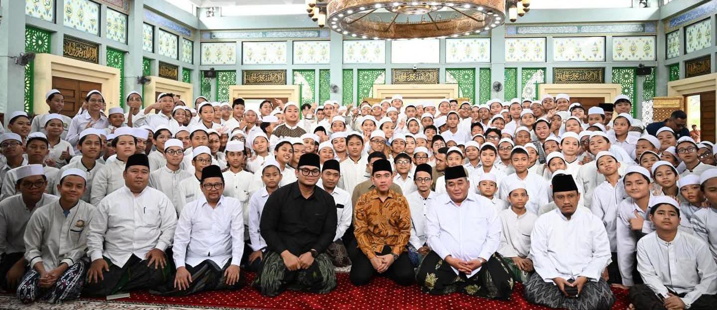 Safari Ramadan di Cilangkap, Wapres Dorong Transformasi Pesantren Jadi Pusat Ekonomi dan Inovasi