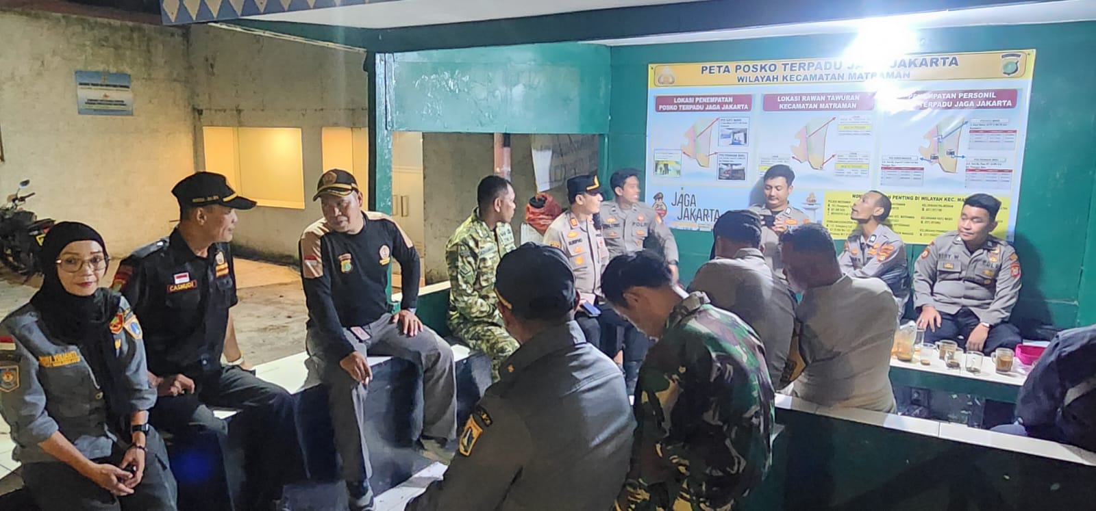 Koramil 02/Matraman Gelar Patroli Ciptakan Wilayah Aman dan Kondusif