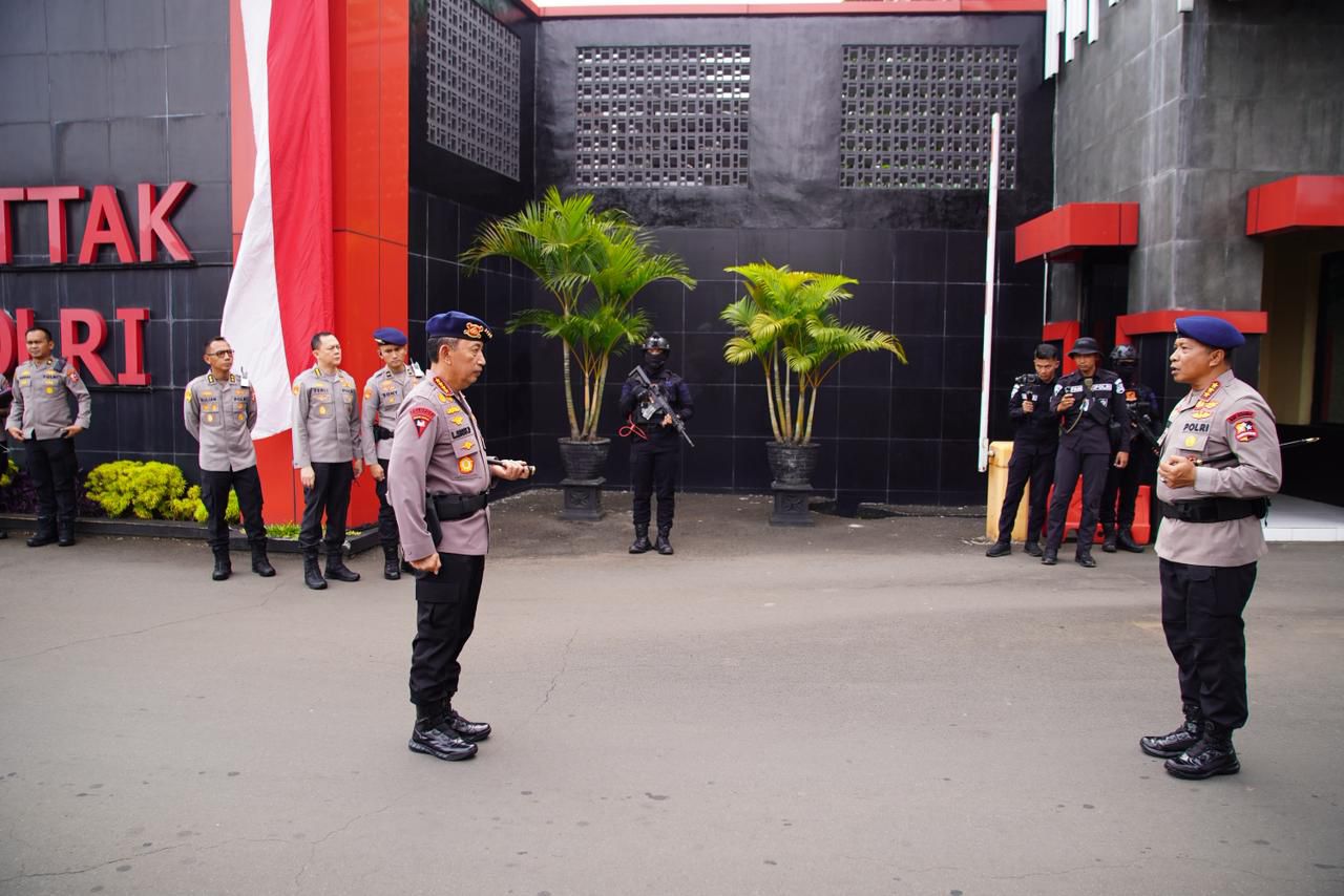 Kapolri Pimpin Apel dan Buka Rakernis Korps Brimob Polri Tahun 2026