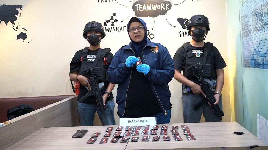 Polda Metro Jaya Gagalkan Peredaran 30 Cartridge Etomidate di Cengkareng, Satu Pelaku Ditangkap