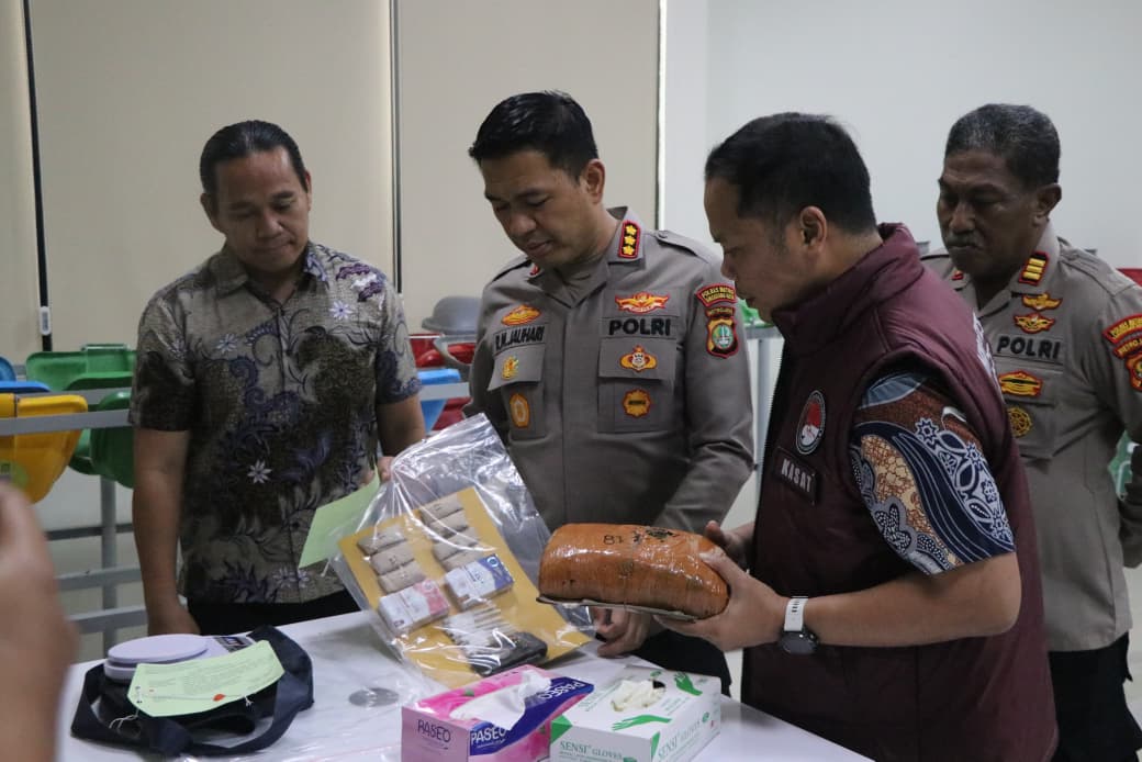 Gugup Saat Diperiksa, Pengendara Mio Simpan Ganja 1 Kg untuk Pasokan Tangerang-Tangsel