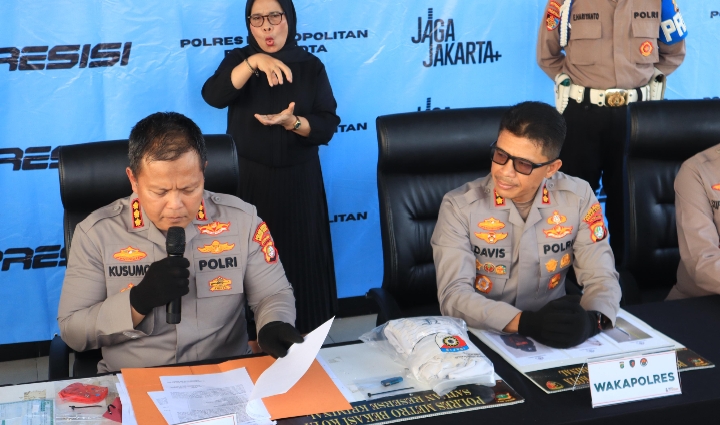 Tergiur Dukun Pengganda Uang di Medsos, ART di Bekasi Gasak Emas Majikan Ratusan Juta
