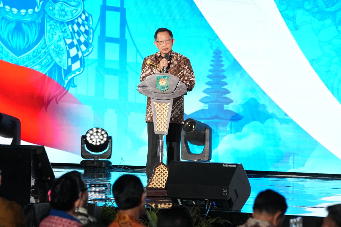 Tingkatkan Kinerja Daerah, Kemendagri Beri Penghargaan Pemda Berprestasi Regional Jawa-Bali