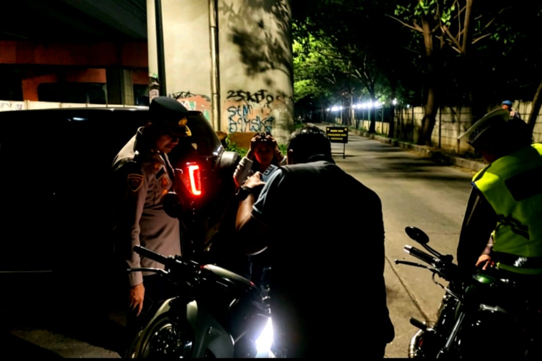 Polsek Bekasi Selatan Dukung Jakarta On The Spot, Patroli Cipta Kondisi Intensif Digelar Hingga Dini Hari