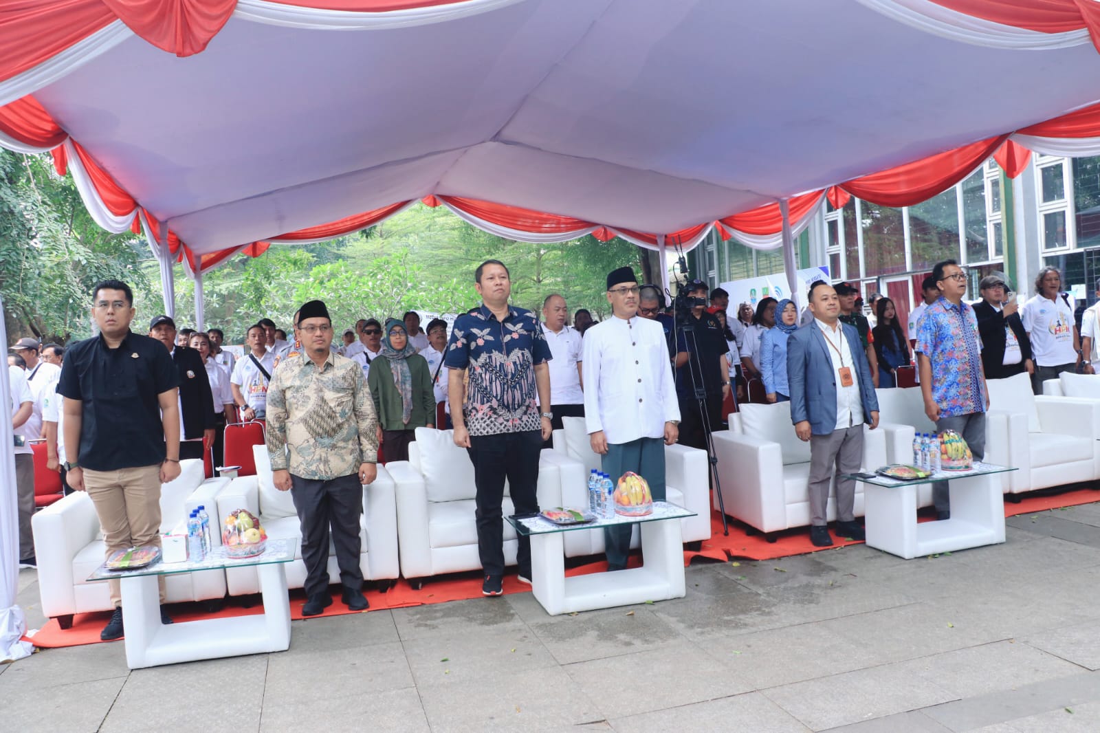 Di Tengah Minimnya Kehadiran Pejabat, Ketua DPRD dan Ketua MUI Kota Bekasi Tunjukkan Dukungan Langsung untuk Pers
