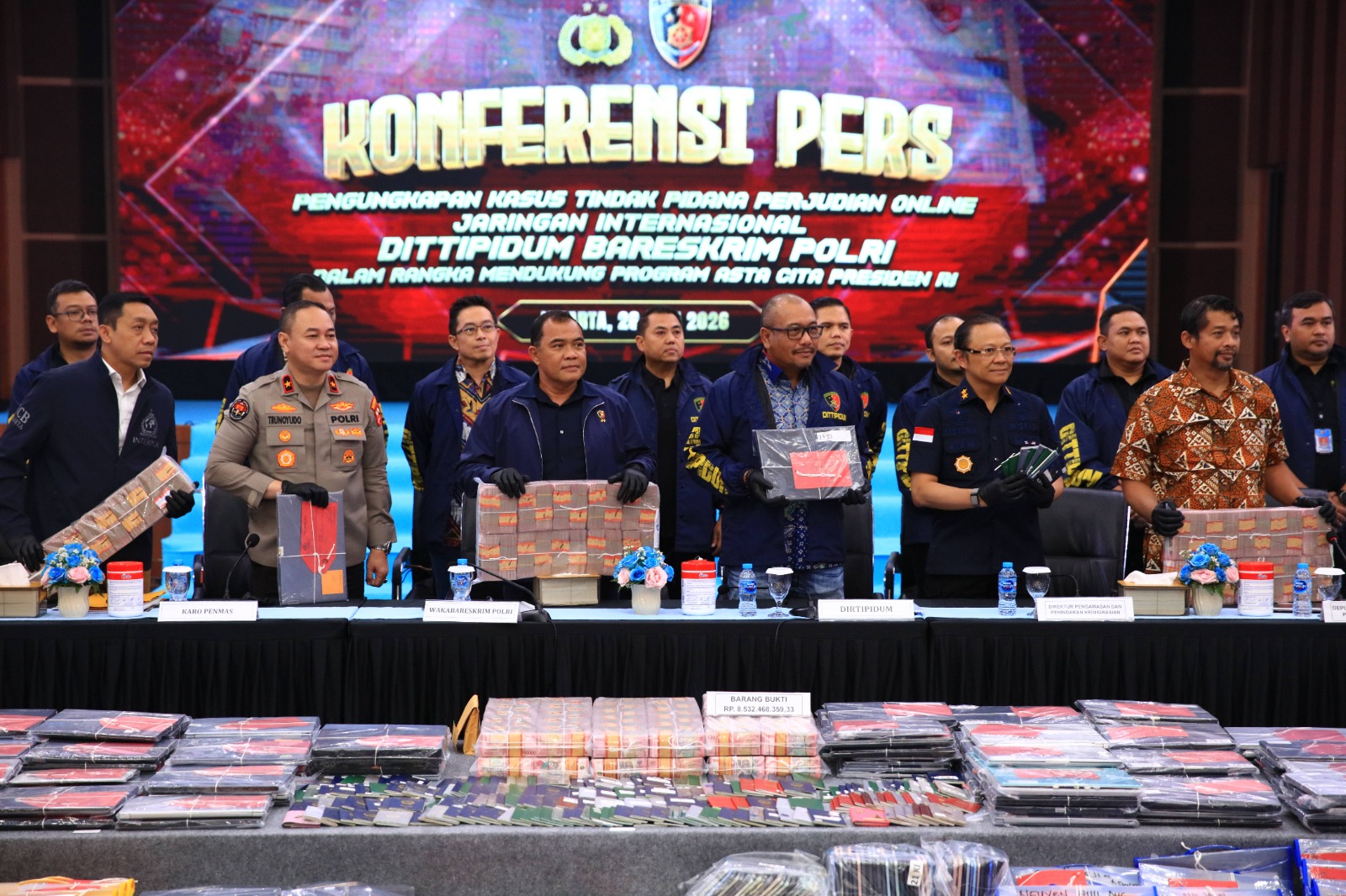 Polri Tangkap Buronan Interpol Beijing, Dalami Jejak Jaringan Online Scam Internasional