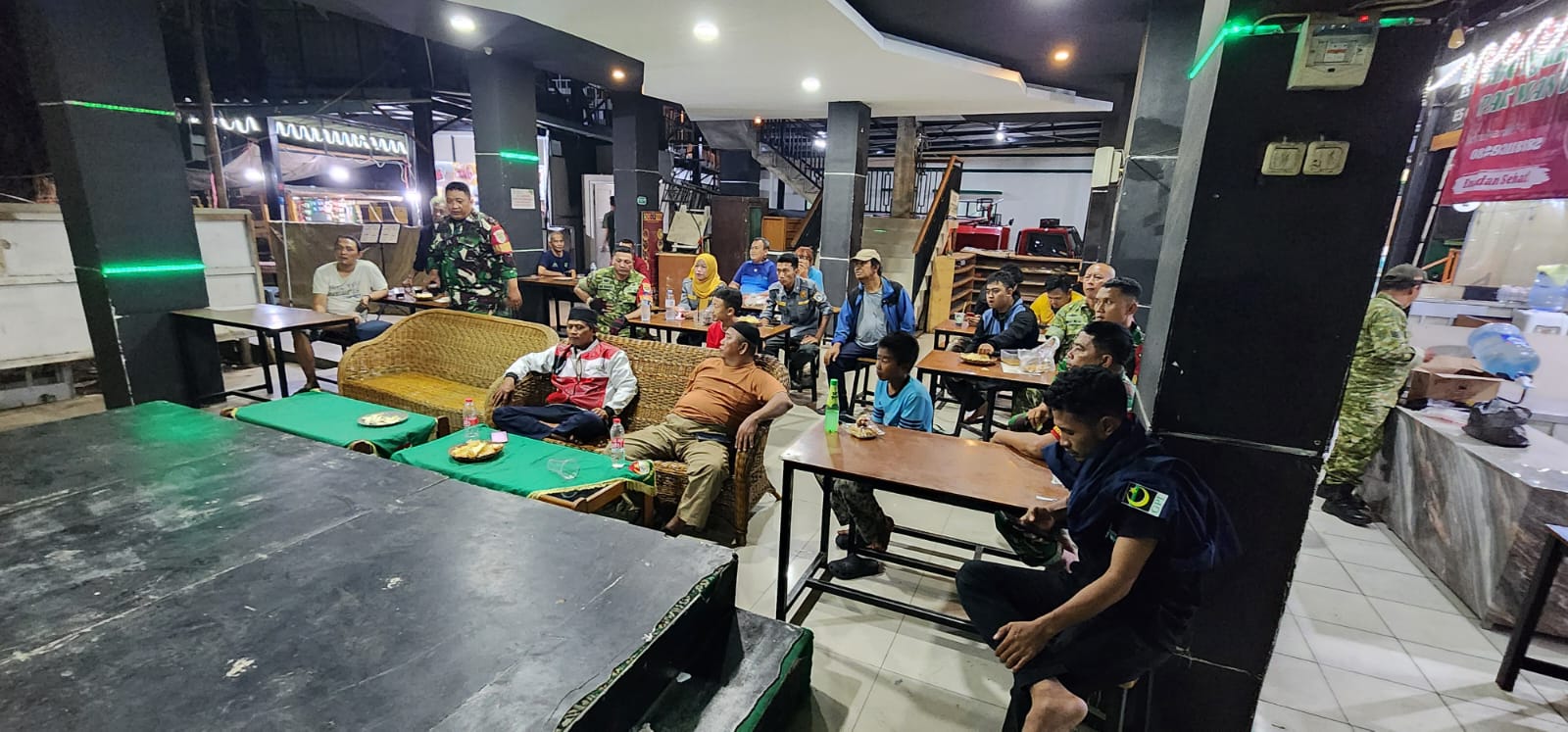 Kebersamaan Satukan Warga Lewat Nobar Piala Dunia 2026
