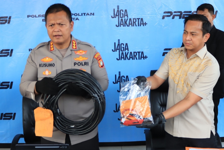 Polres Metro Bekasi Kota Ringkus Pencuri Kabel BTS, Jaringan Telekomunikasi Sempat Lumpuh
