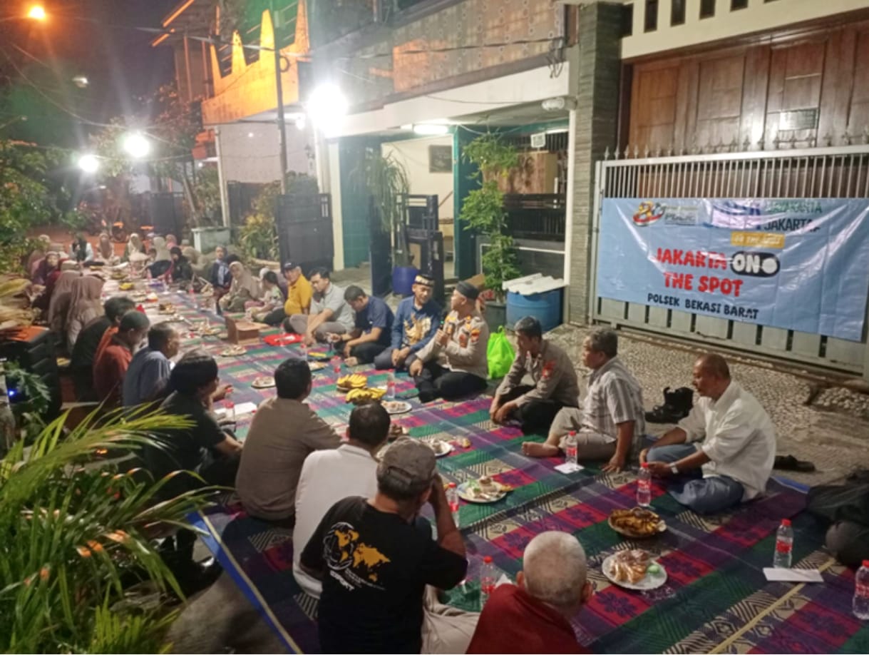 Jaga Jakarta On The Spot, Kapolsek Bekasi Barat Bersama Warga Kotabaru Cegah Tawuran