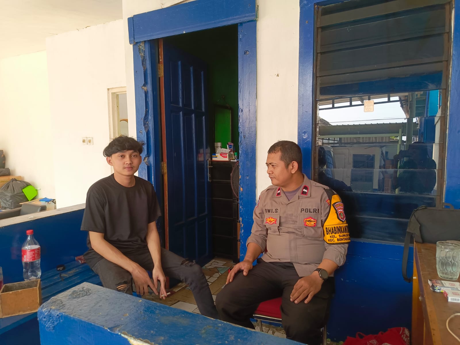 Bhabinkamtibmas Sumurbatu Sambangi Warga, Imbau Tingkatkan Kewaspadaan Cegah Curanmor