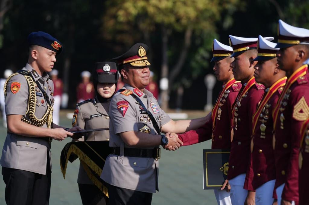 Buktikan Kesempatan Setara di Akpol, Anak Kuli Bangunan Ini Raih Penghargaan Ati Trengginas”