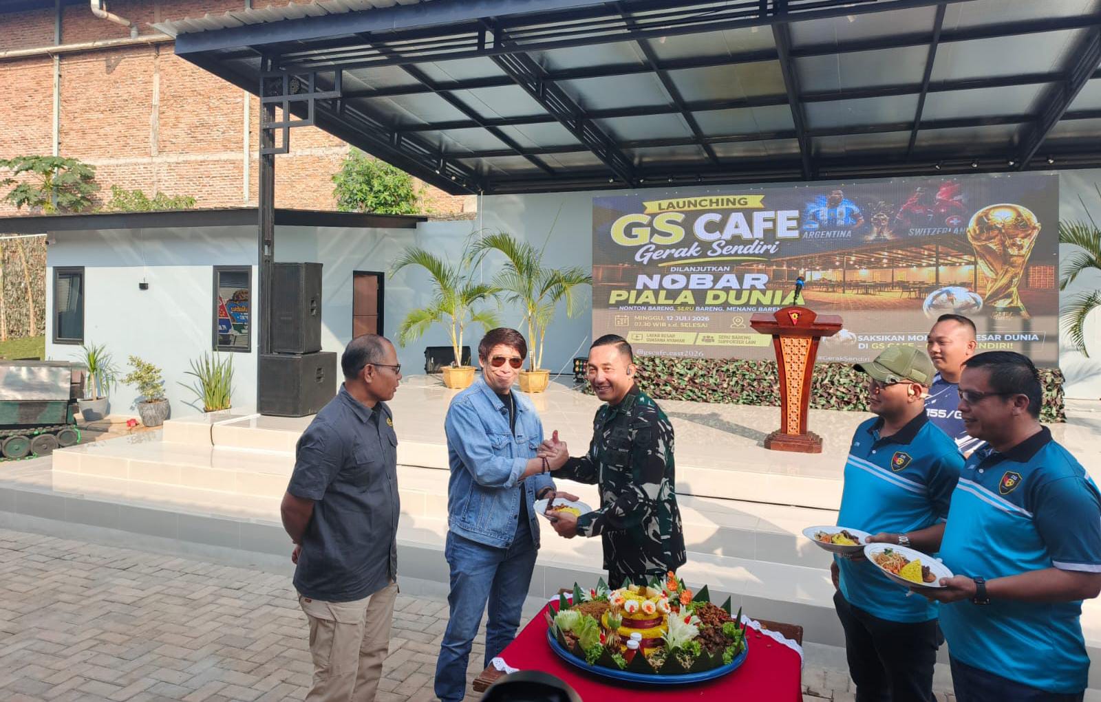 Perwakilan Kapolsek Bantargebang Hadiri Pembukaan GS Cafe Yonarmed 7/155 GS Biringgalih di Cikiwul