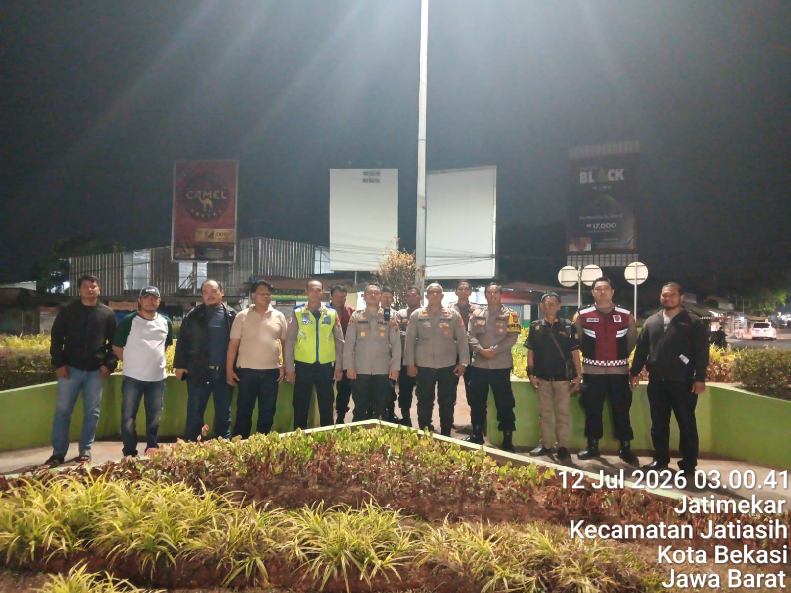 Jaga Kondusivitas Wilayah, Polsek Pondok Gede Gelar Apel dan Operasi Kejahatan Jalanan