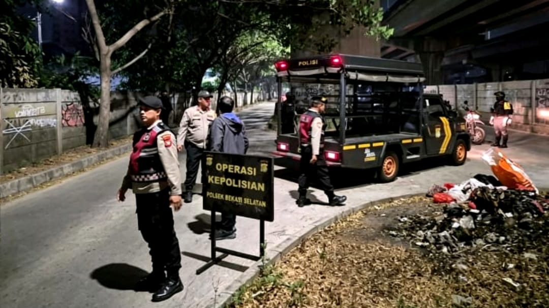 Polsek Bekasi Selatan Perkuat Patroli dan Razia Stasioner, Antisipasi Kejahatan Jalanan serta Penyalahgunaan Narkoba