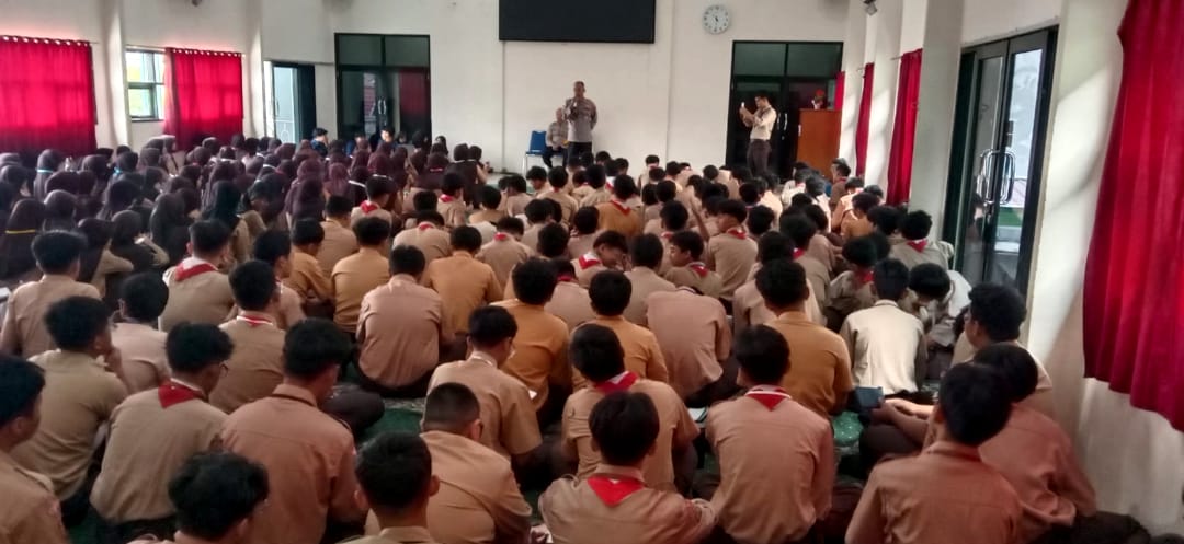 Jaga Jakarta On The Spot, Polsek Bekasi Selatan Edukasi Pelajar tentang Bahaya Narkoba dan Kenakalan Remaja
