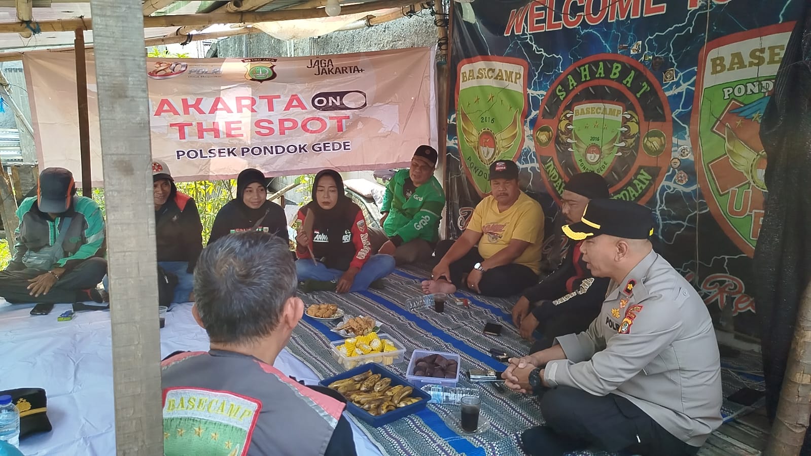 Jaga Jakarta On The Spot, Kapolsek Pondok Gede Sambangi Komunitas Ojol di Jatiwaringin, Perkuat Sinergi dengan Potensi Masyarakat