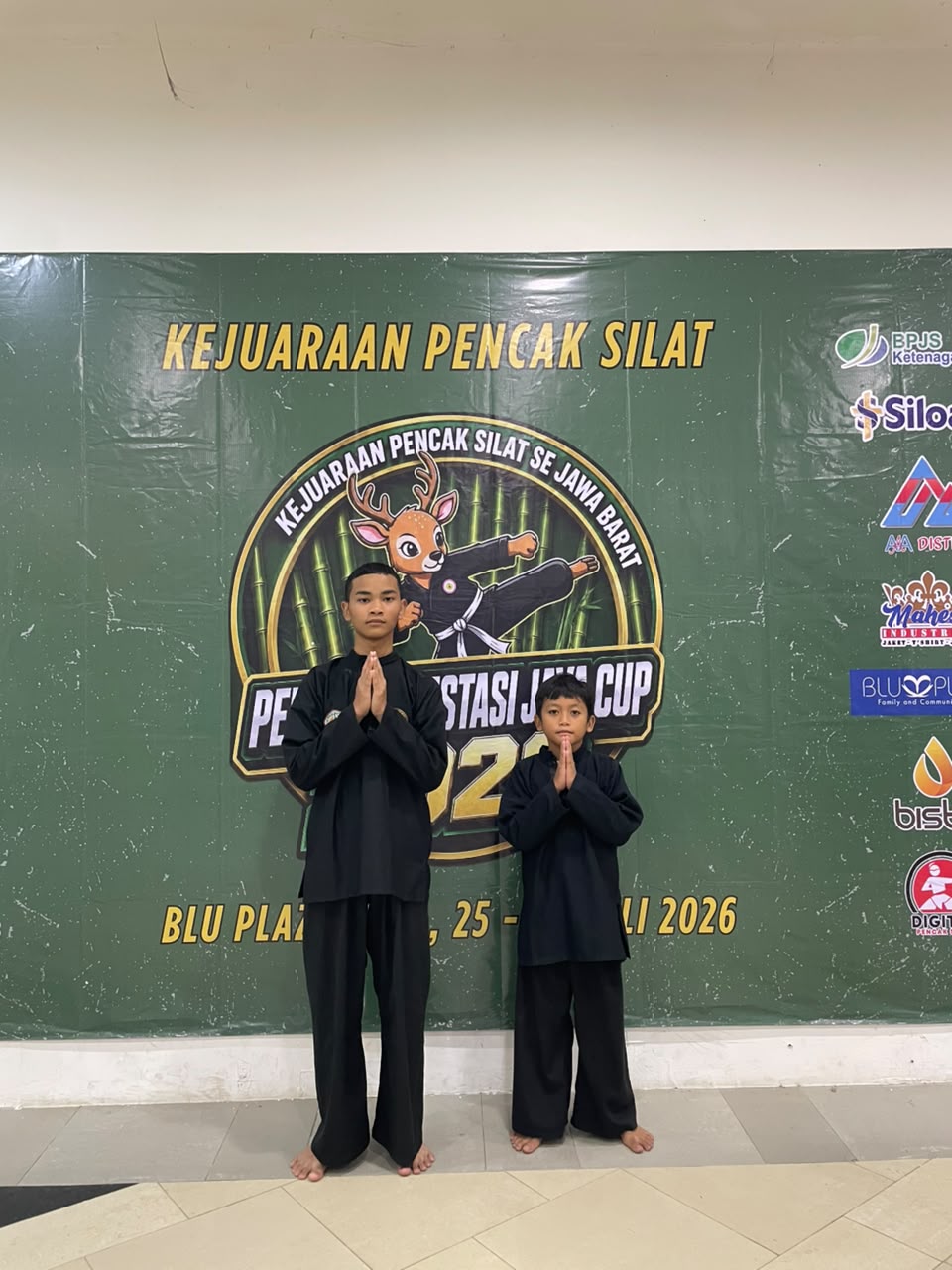 Dua Atlet, Tiga Medali: Anak Rindang Indonesia Ukir Prestasi di Kejuaraan Pencak Silat se-Jawa Barat