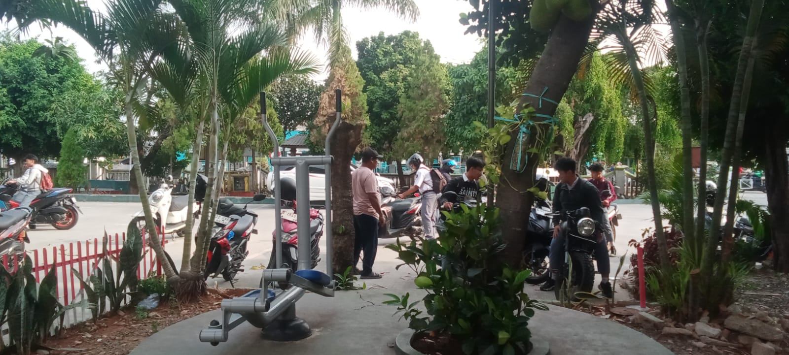 Diduga Ada Pungutan Parkir di Kantor Kelurahan Bekasi Jaya, DPRD Kota Bekasi Minta Segera Ditertibkan