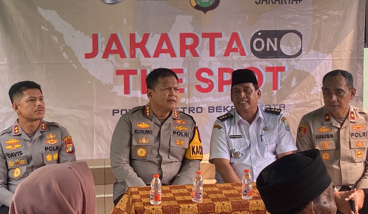 Jaga Jakarta On The Spot Perkuat Sinergi Polri dan Masyarakat, Kapolres Metro Bekasi Kota Serap Aspirasi Warga Kampung Poncol