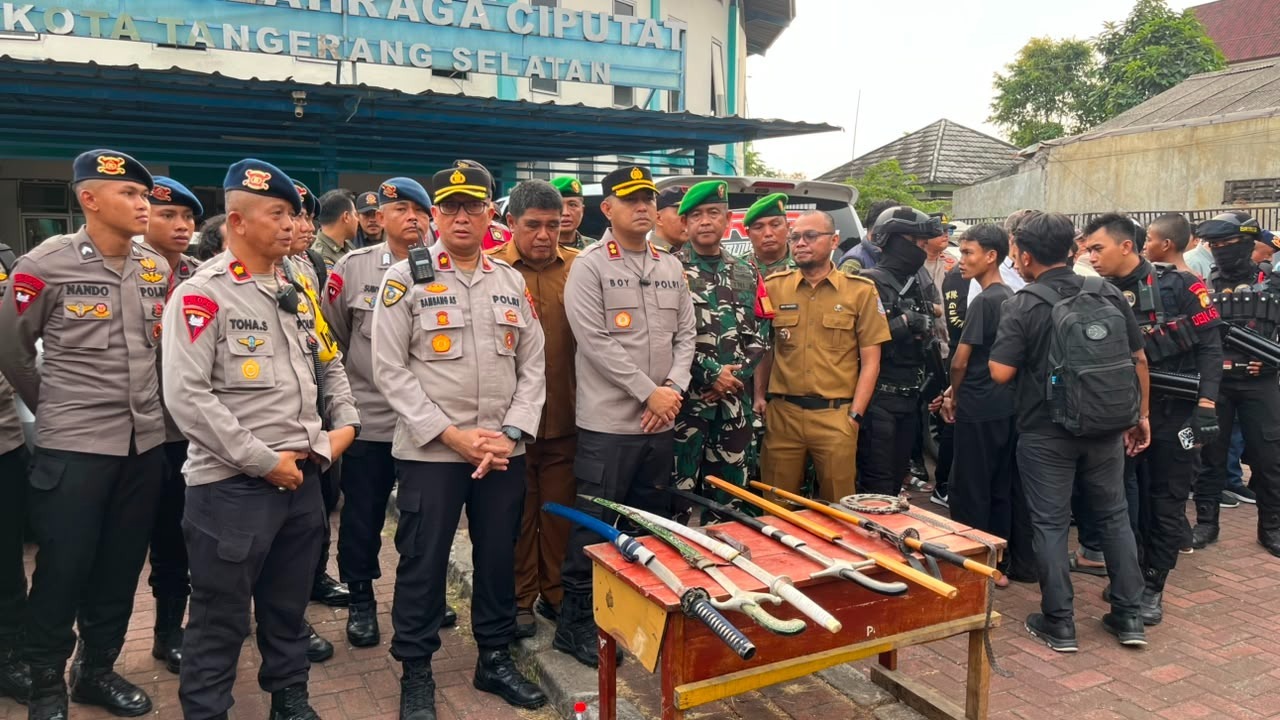 Brimob Polda Metro Jaya dan Polres Tangerang Selatan Berhasil Cegah Dugaan Tawuran, Enam Orang Diamankan