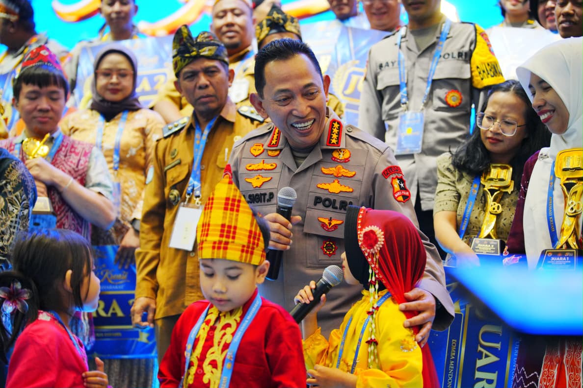Kapolri Beri Ruang Anak Bermimpi: Dari Dongeng, Tumbuh Keberanian Mengejar Cita Cita